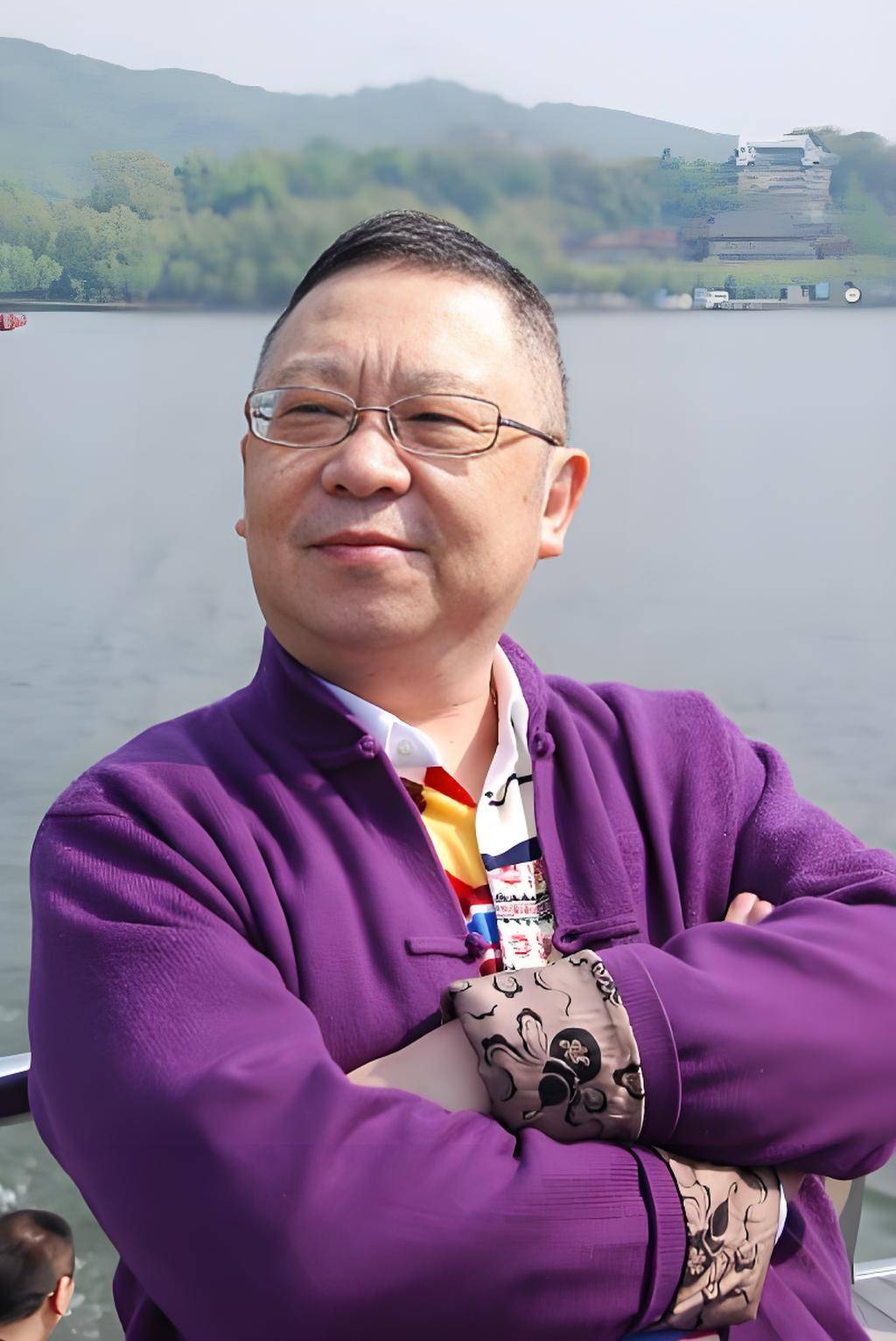 科普展现:邵伟华算命网（邵伟华在线算命）
